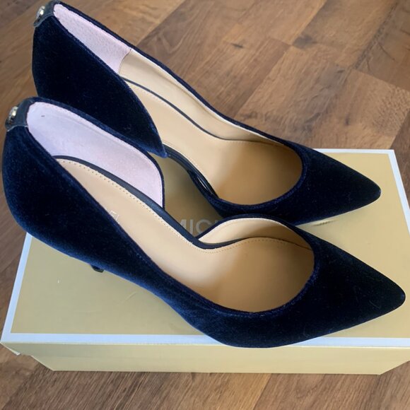 🆕 MK Blue Velvet D'Orsay Heels - Picture 4 of 14